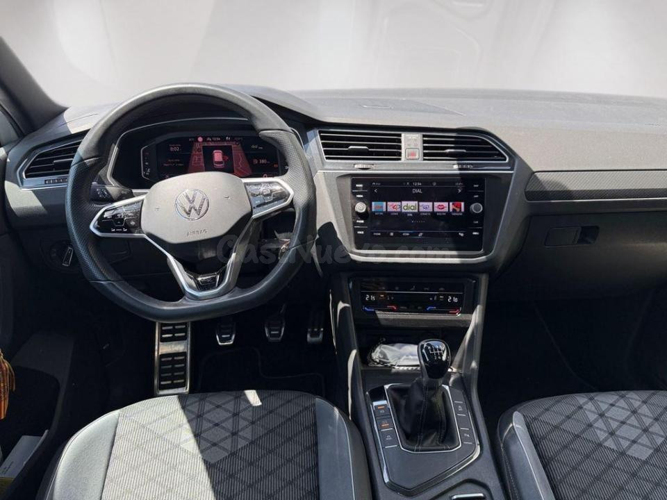Volkswagen Tiguan - foto 4