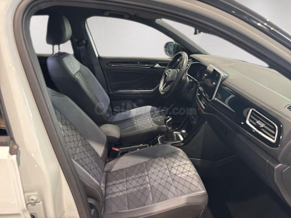 Volkswagen T-Roc - foto 5