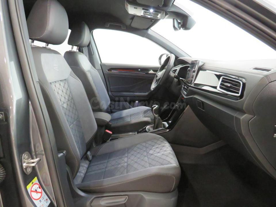 Volkswagen T-Roc - foto 5
