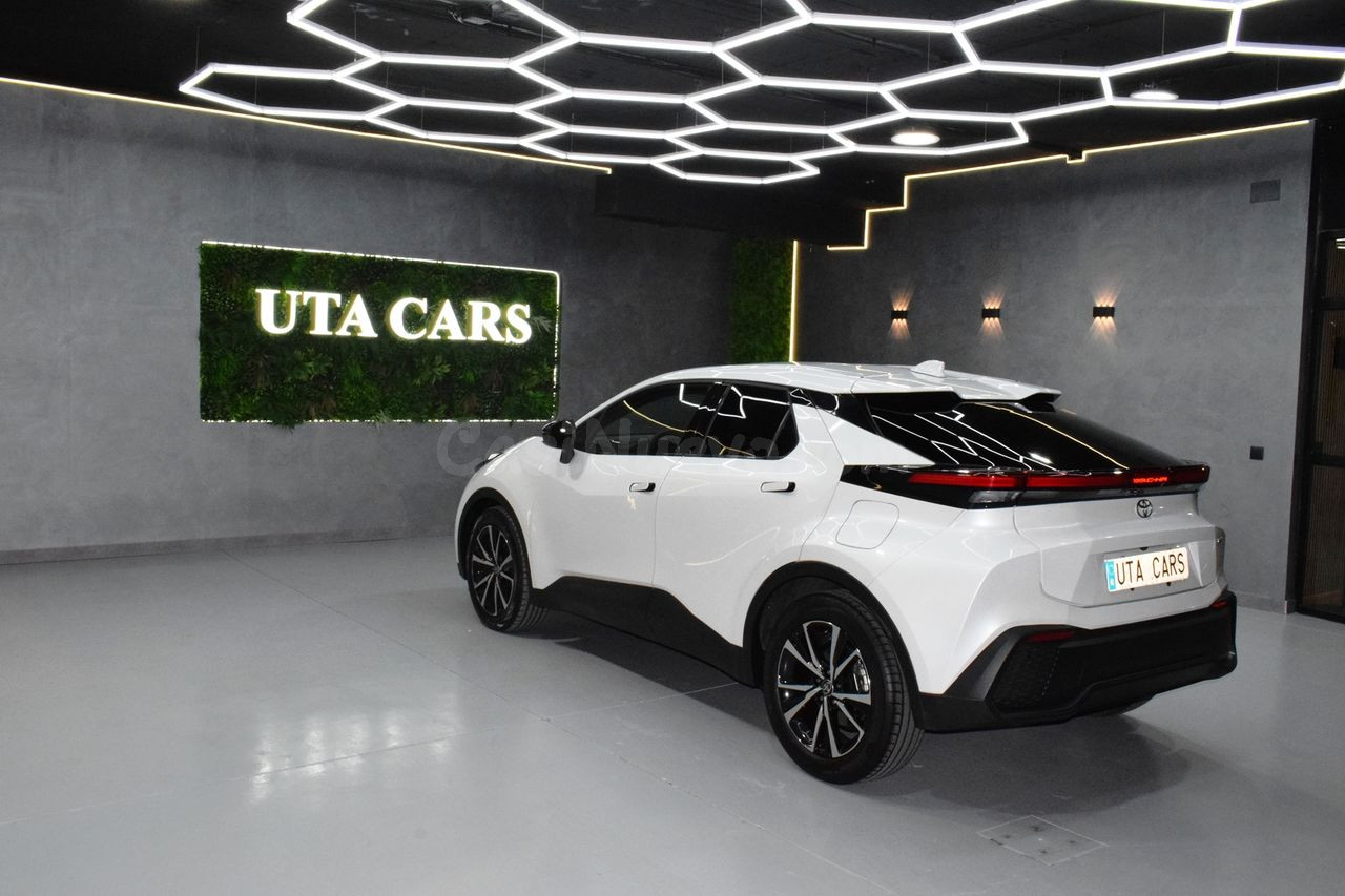 Toyota C-HR HYBRID ADVANCE 1.8 140CV E-CVT - foto 5