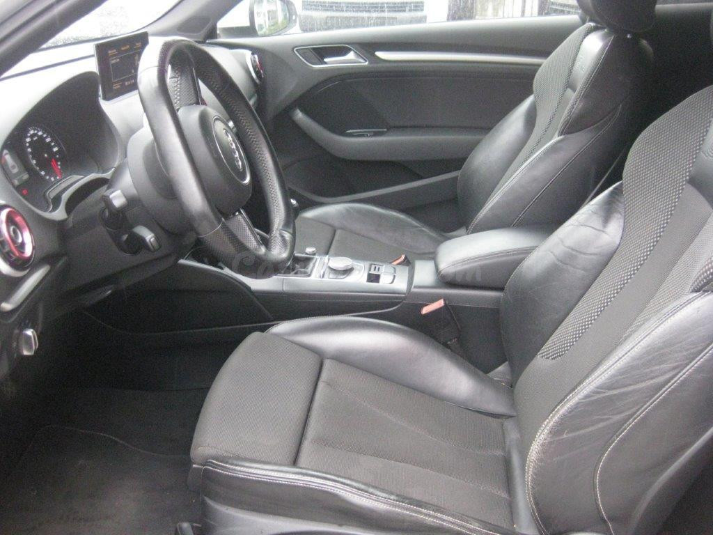 Audi A3 110 CV Vic - Equipamiento Premium y Estado Impecable - foto 4