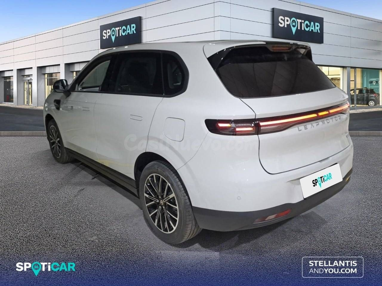 Leapmotor B10 REEV 18.8 kWh en Valencia: Diseño y tecnología - foto 5