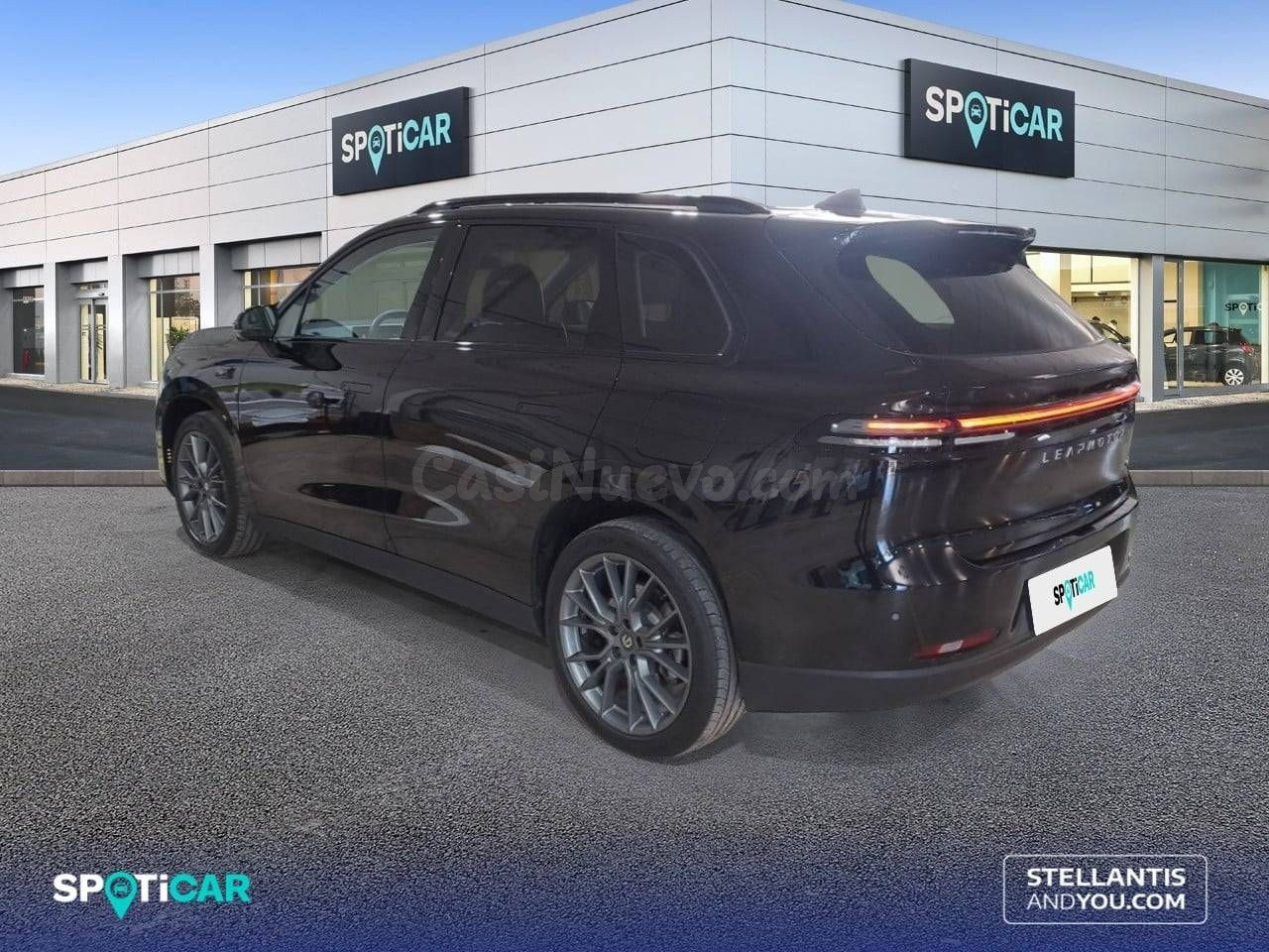 Leapmotor C10 REEV 28.4 kWh – Diseño Premium en Valencia - foto 5