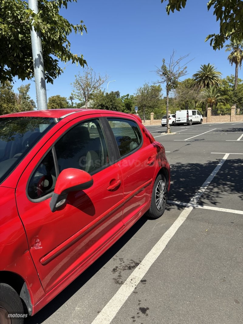 Peugeot 207 en Sevilla: Oferta fiable y bien conservada - foto 2