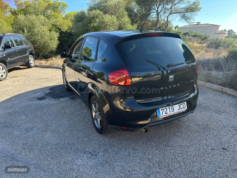Seat Altea Cala Pi - Oferta coche 1.2 gasolina 6 velocidades - foto 2