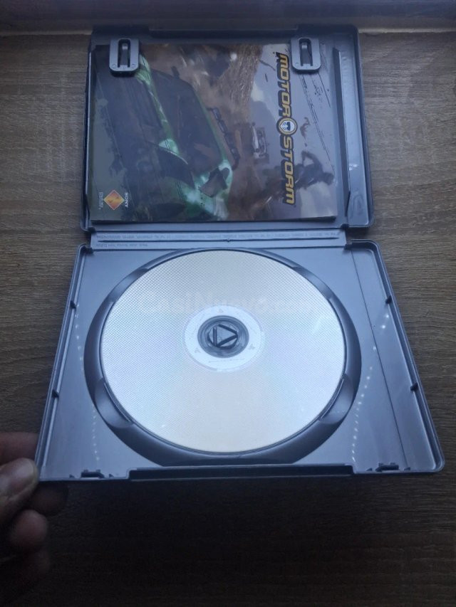 MotorStorm ps3 Platinum - foto 3