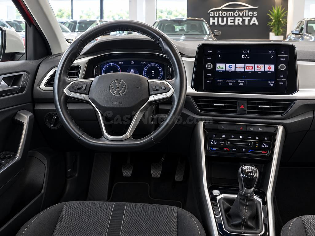 VW T-Roc Gijón: Compra fácil y sin sorpresas - foto 3