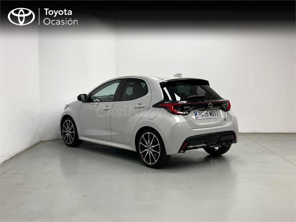 Toyota Yaris Girona ciudad 2023 automática - foto 2