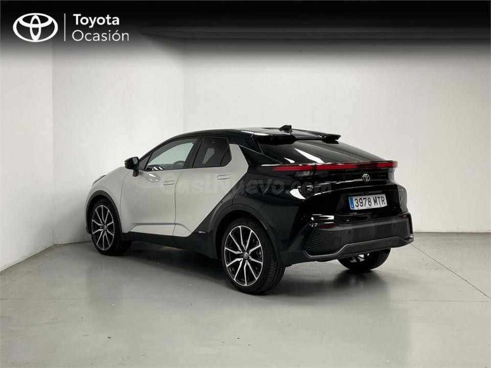 Toyota C-HR Girona: SUV compacto gasolina automática - foto 2