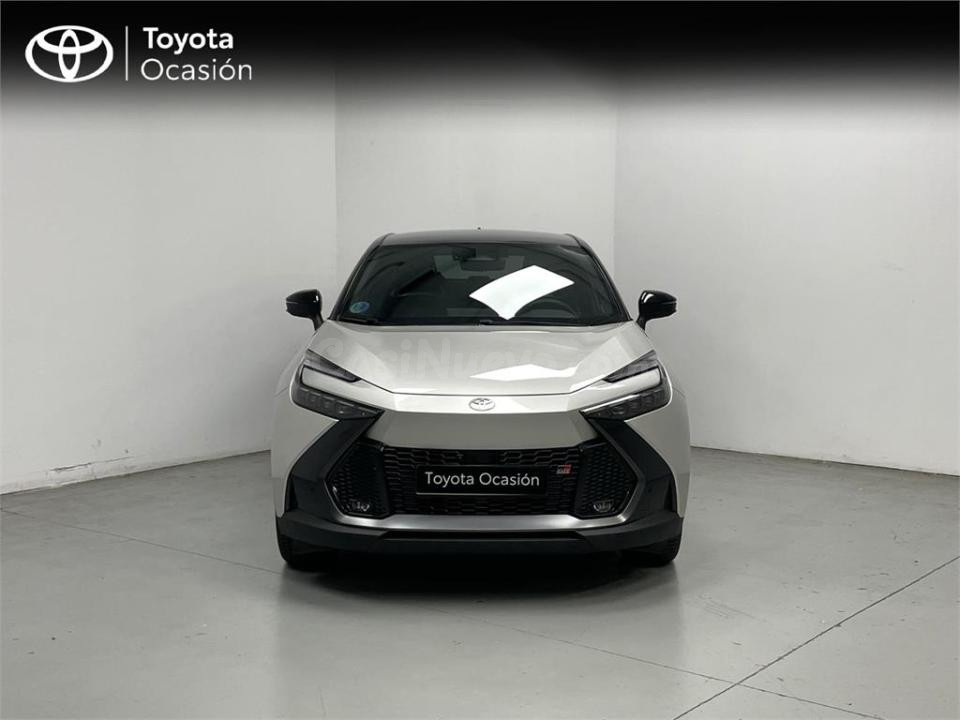 Toyota C-HR Girona: SUV compacto gasolina automática - foto 5