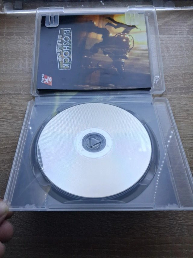 BioShock PS3 con caja original y manual en perfecto estado - - foto 3