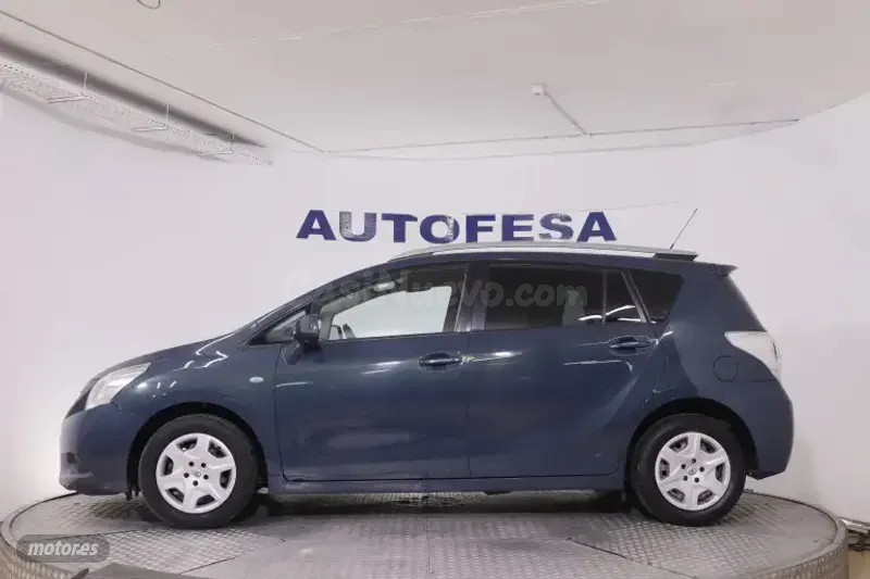Toyota Verso - foto 4