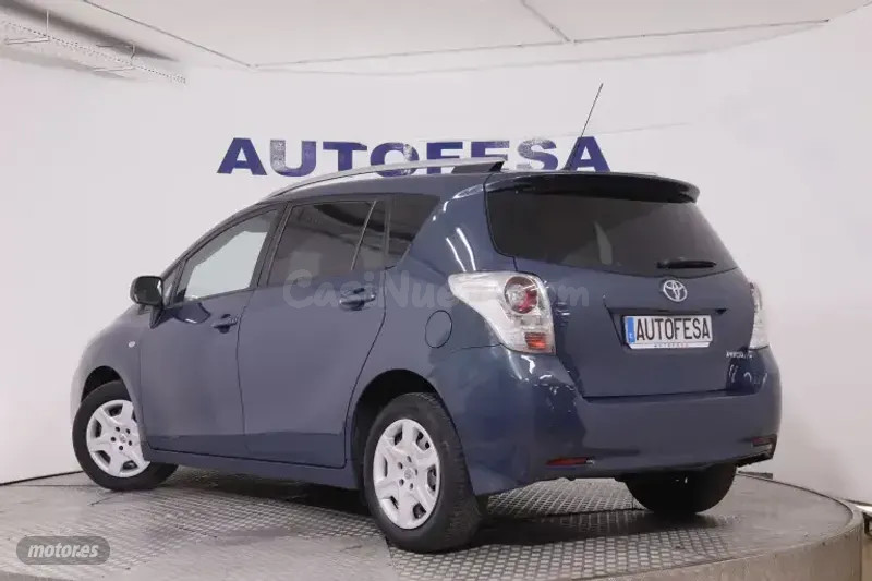 Toyota Verso - foto 5