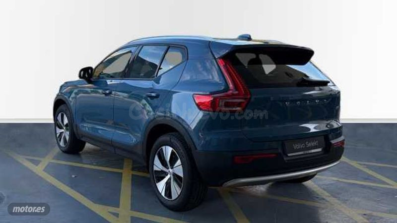 Volvo XC40 en Cornellà de Llobregat - Ocasión con extras - foto 2