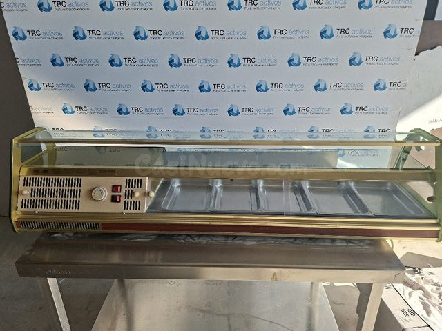 Vitrina expositora profesional para bares en L’Aldea (Mallorca)