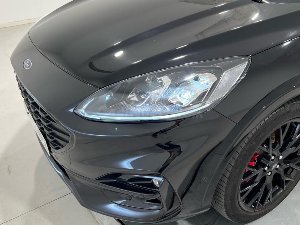 Ford Kuga - foto 2