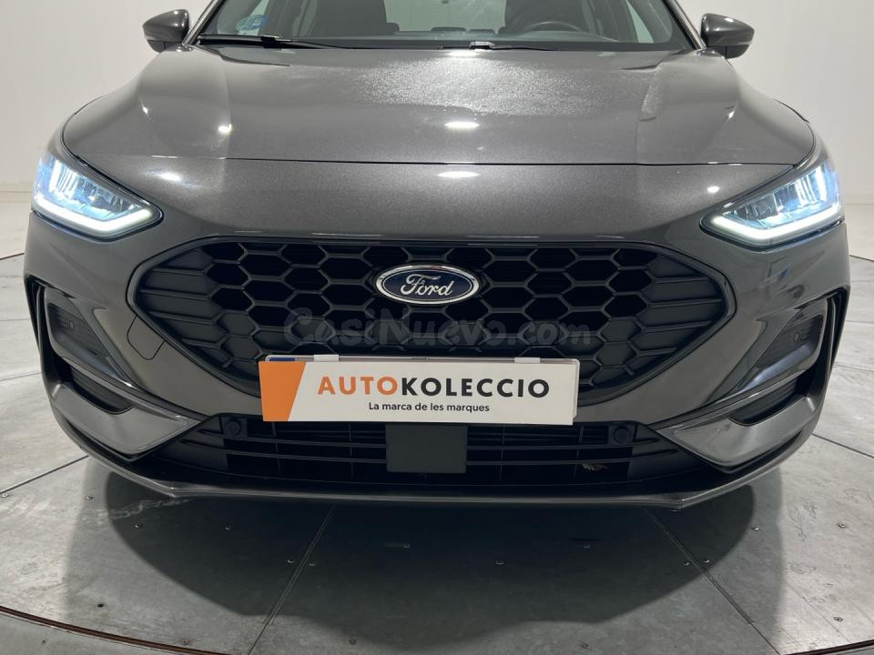 Ford Focus - foto 4