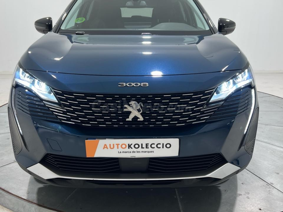 Peugeot SUV 1.2 Gasolina Automático en Tarragona - foto 3