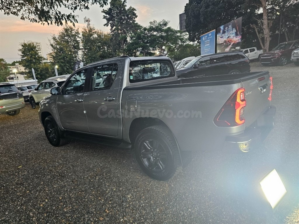 Para Los Amantes De Las Hilux (Venta De Camionetas Toyota Hilux, Santiago, Rd) - foto 3
