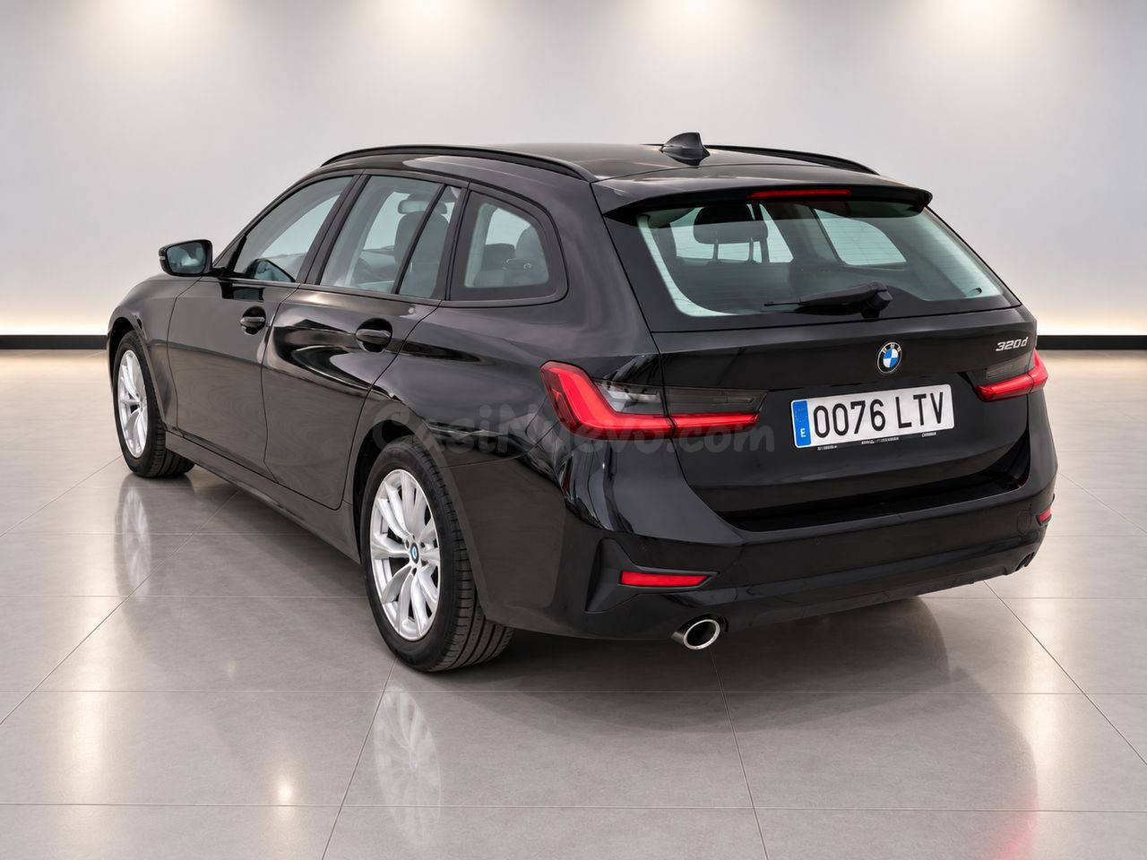 BMW Serie 3 SERIES 3 2.0 320D AUTO TOURING 190 5P - foto 2