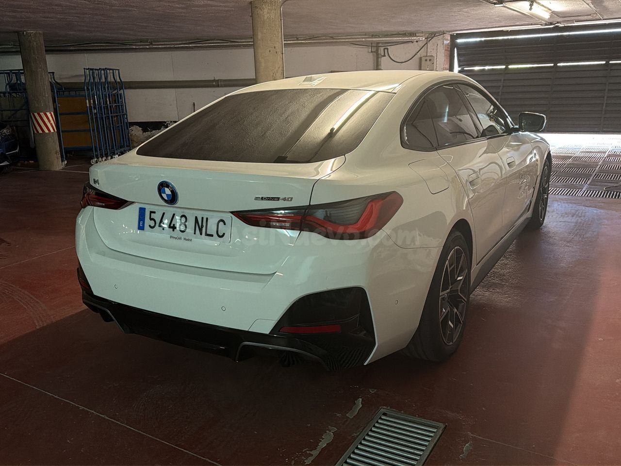 BMW i4 eDrive40 250 kW (340 CV) - foto 4