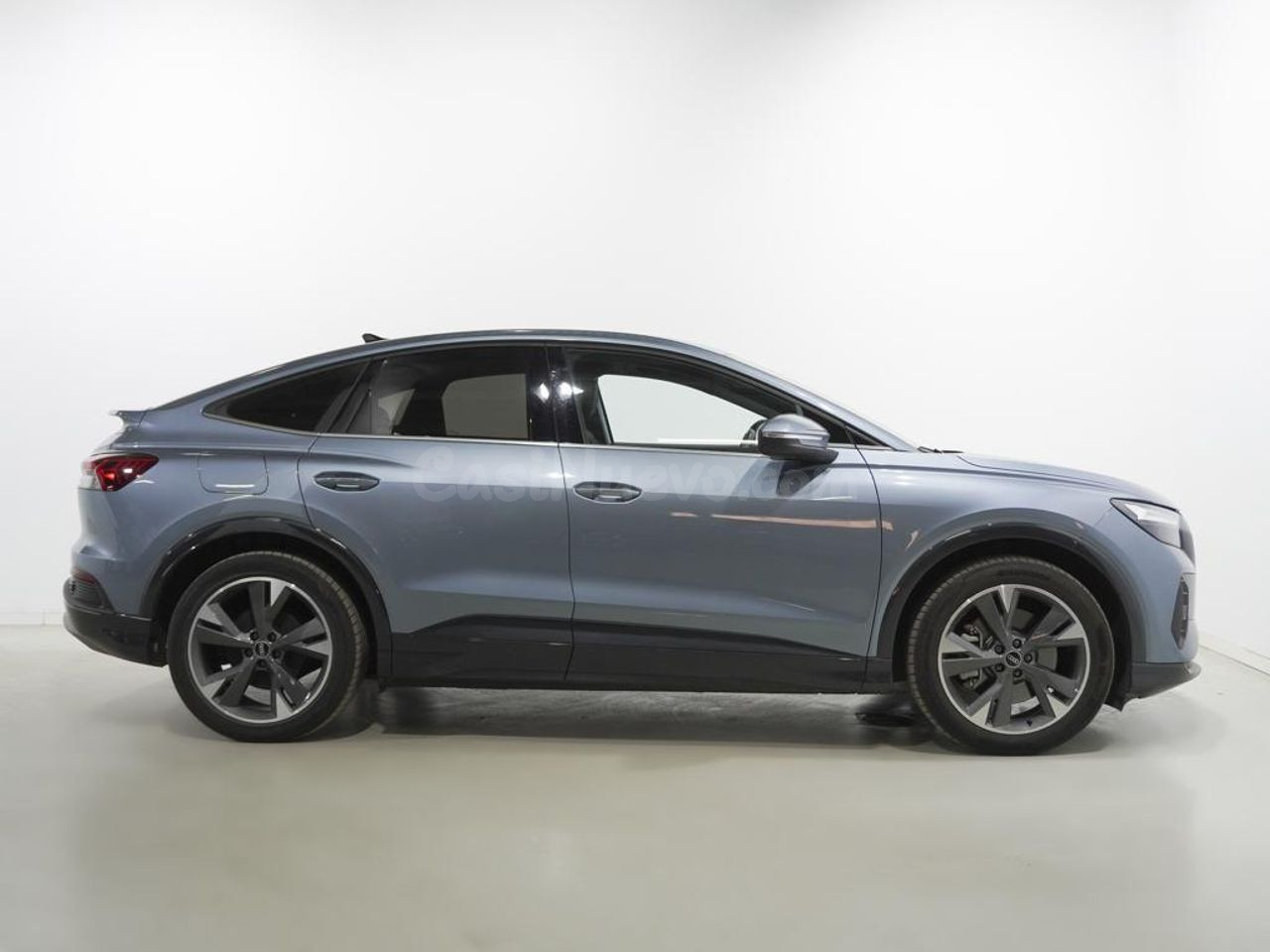 Audi Q4 Advanced 40 e-tron 82kWh 150 kW (204 CV) - foto 3