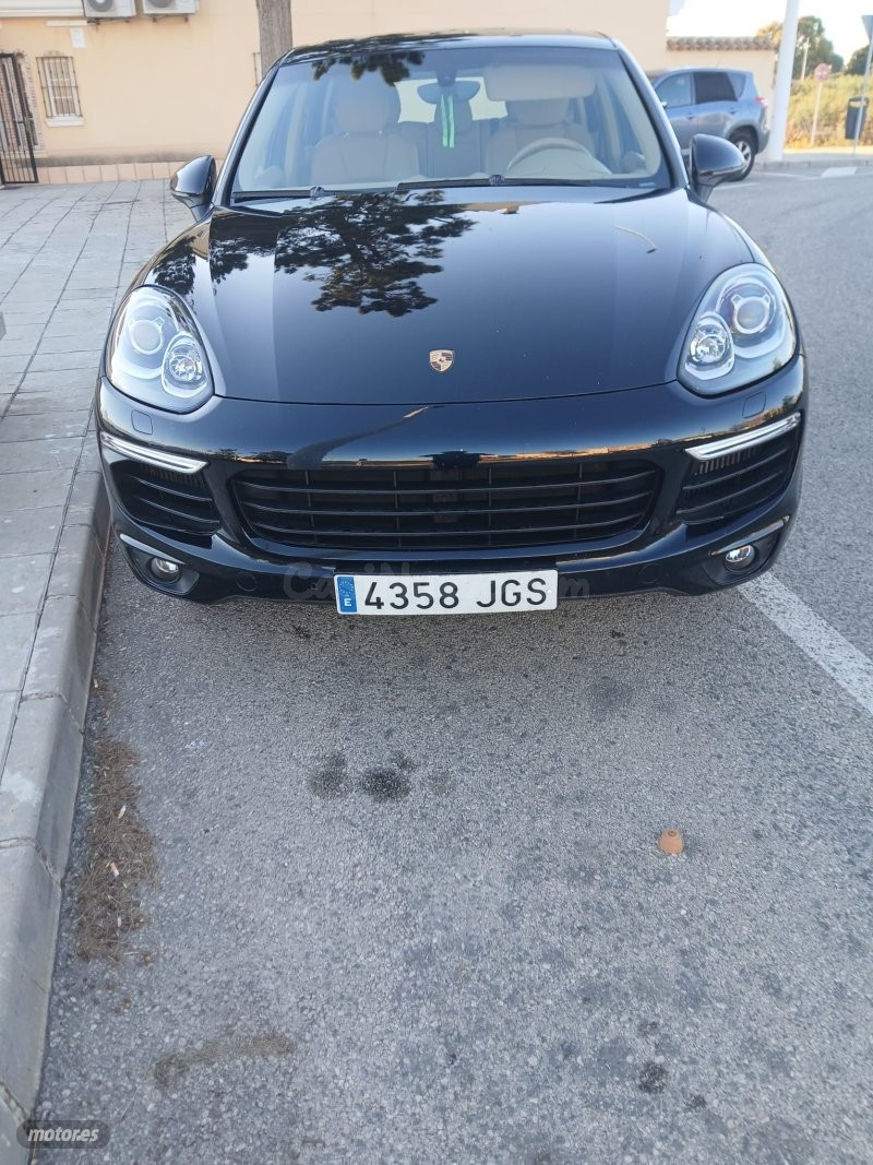 Porsche Cayenne - foto 2