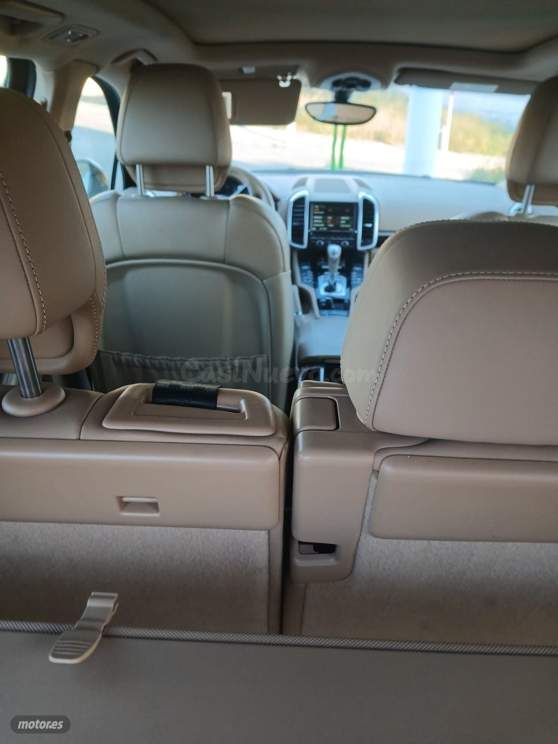 Porsche Cayenne - foto 5