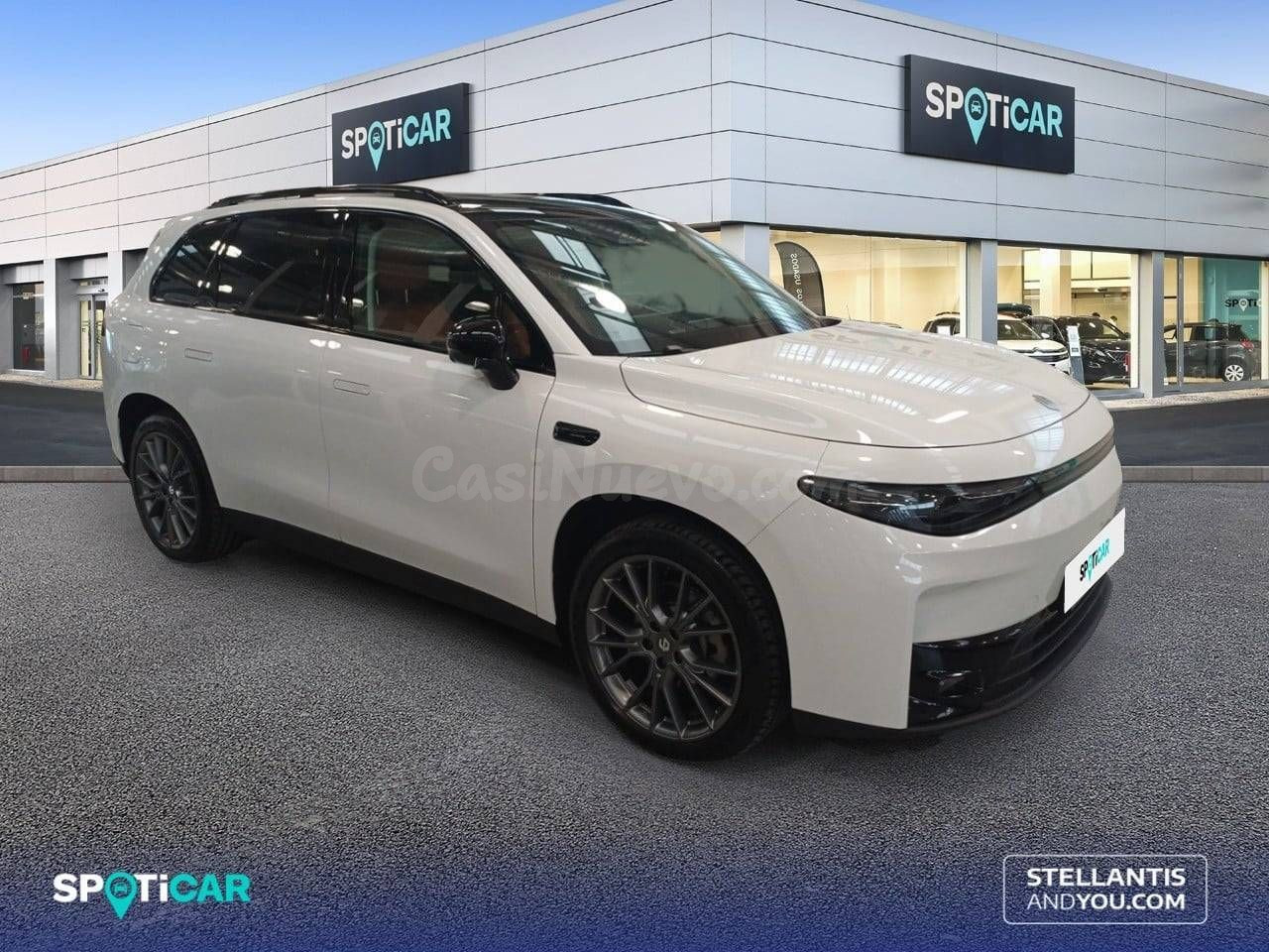 Leapmotor C10 C10 REEV 28.4 kWh  REEV Hybrid A Design - foto 3