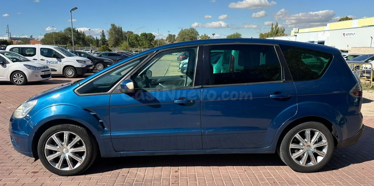 Ford S Max Trend 2.0 TDCi 140 cv - foto 2