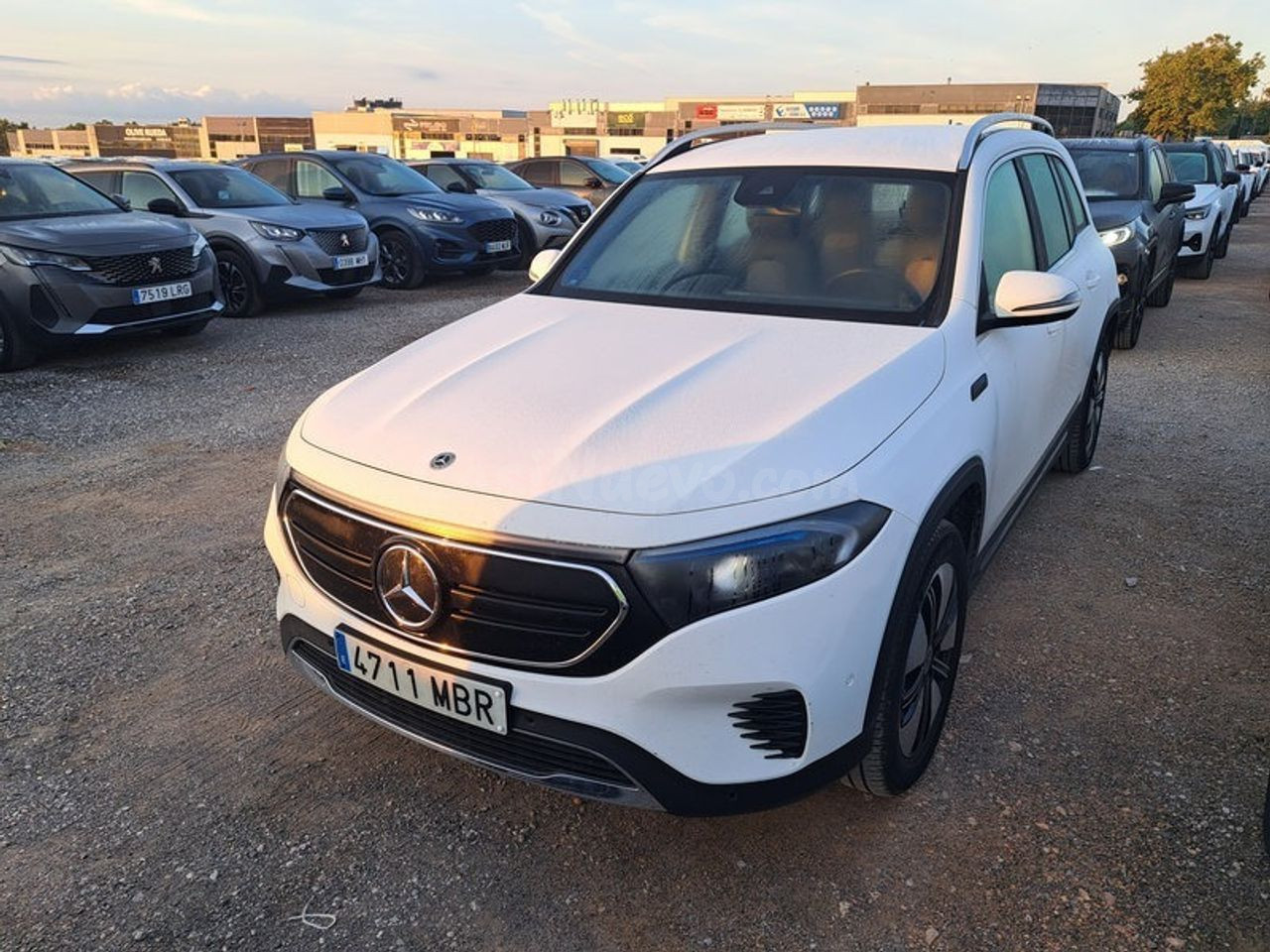 Mercedes Eqb 250