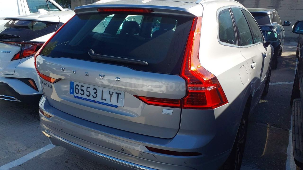 Volvo Xc60 2.0 T6 Awd Recharge Inscription Exp Auto - foto 3