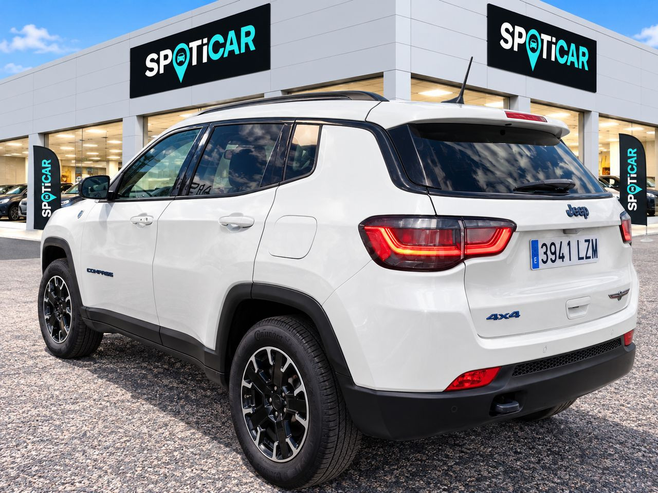 Jeep Compass 4Xe 1.3 PHEV 177kW  AT AWD Trailhawk - foto 3