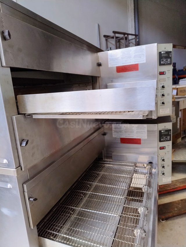 Horno profesional de cinta gas para pizzerías en Torrellano - foto 4
