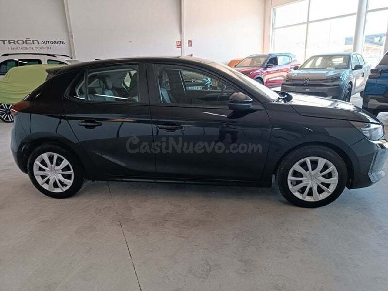 Opel Corsa 1.2 XEL 75CV Edición Premium en Dénia - foto 4