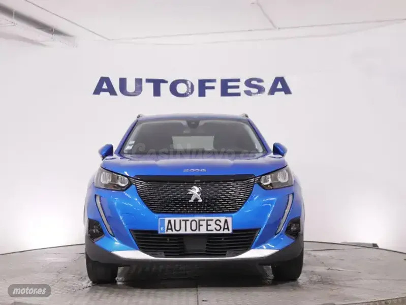 Peugeot 2008 - foto 2