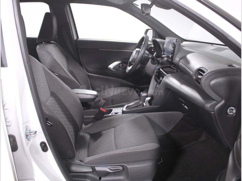 Toyota Yaris Cross Barcelona - Oferta con Garantía Extendida - foto 5