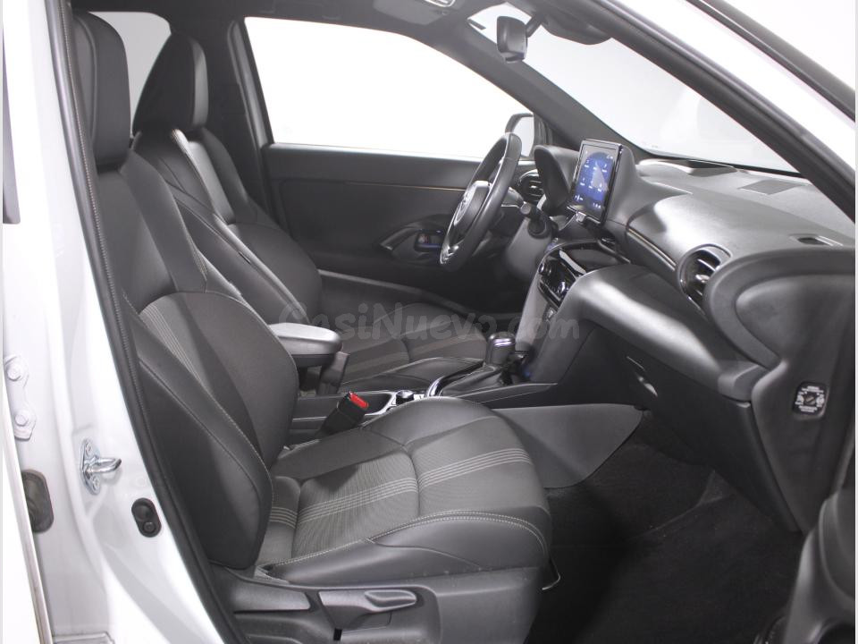 Toyota Yaris Cross Barcelona - Oferta Urgente con Financiación - foto 5