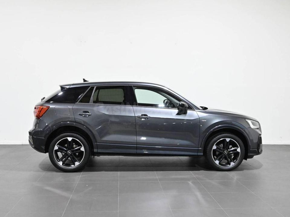Audi Q2 1.5 TDI automático en Sabadell - Oferta destacada - foto 3