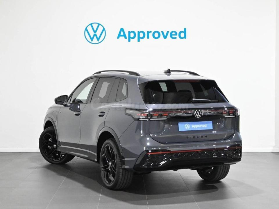 Volkswagen Tiguan - foto 2