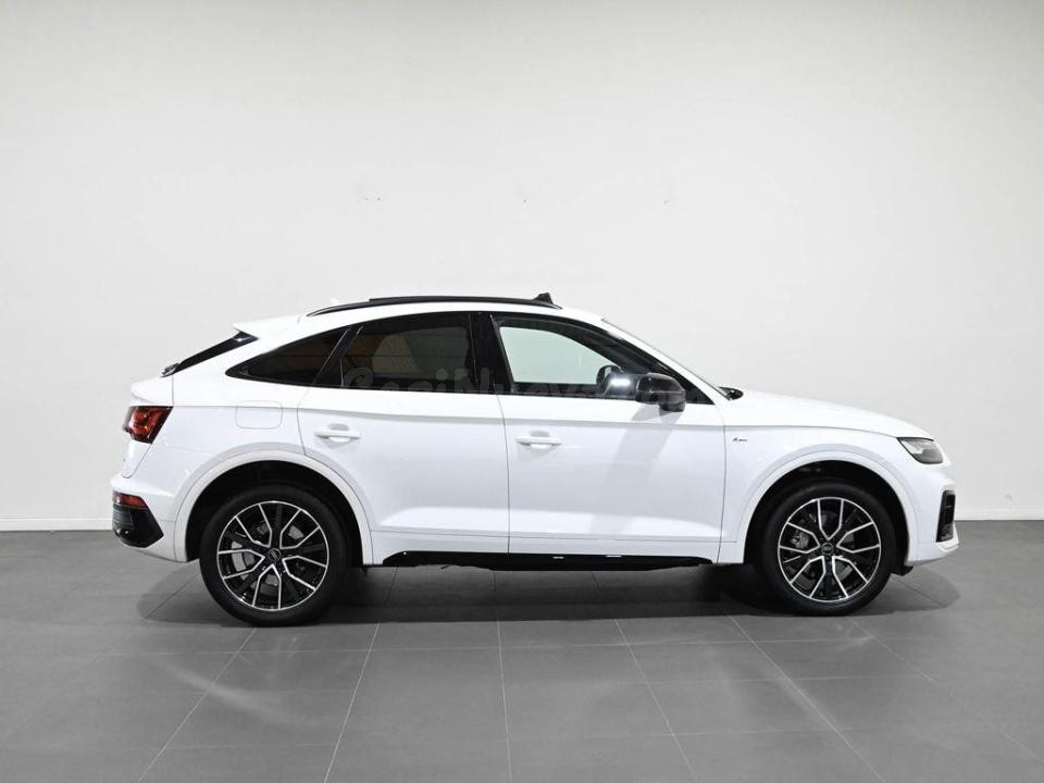 Audi Q5 SPORTBACK - foto 3