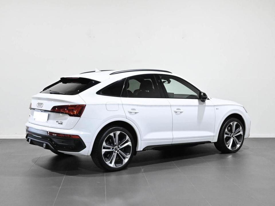 Audi Q5 SPORTBACK - foto 4