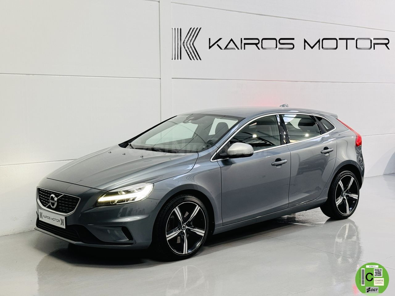 Volvo V40 2.0 D3 150cv R-Design Momentum en Arroyomolinos