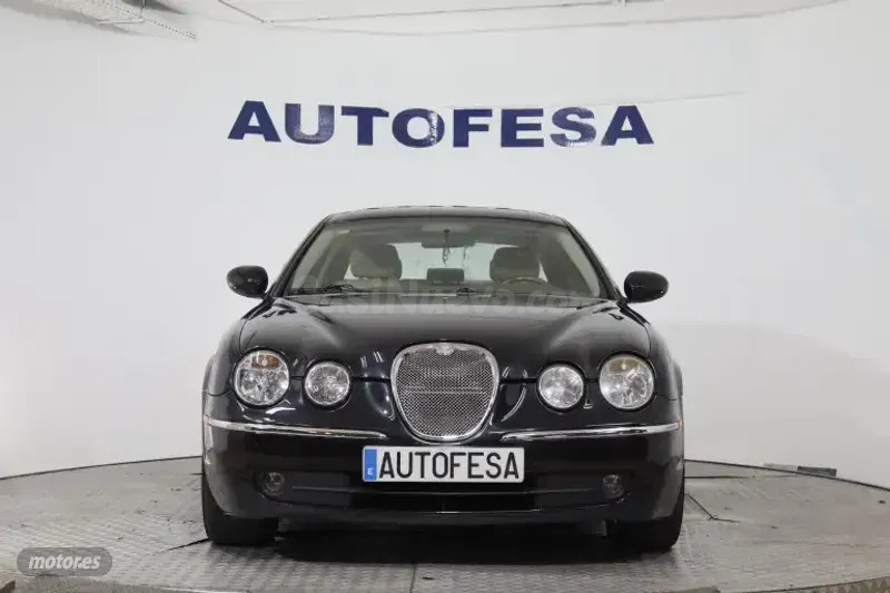 Jaguar S-Type 2005 en Alpedrete - Cuero y tecnología - foto 2