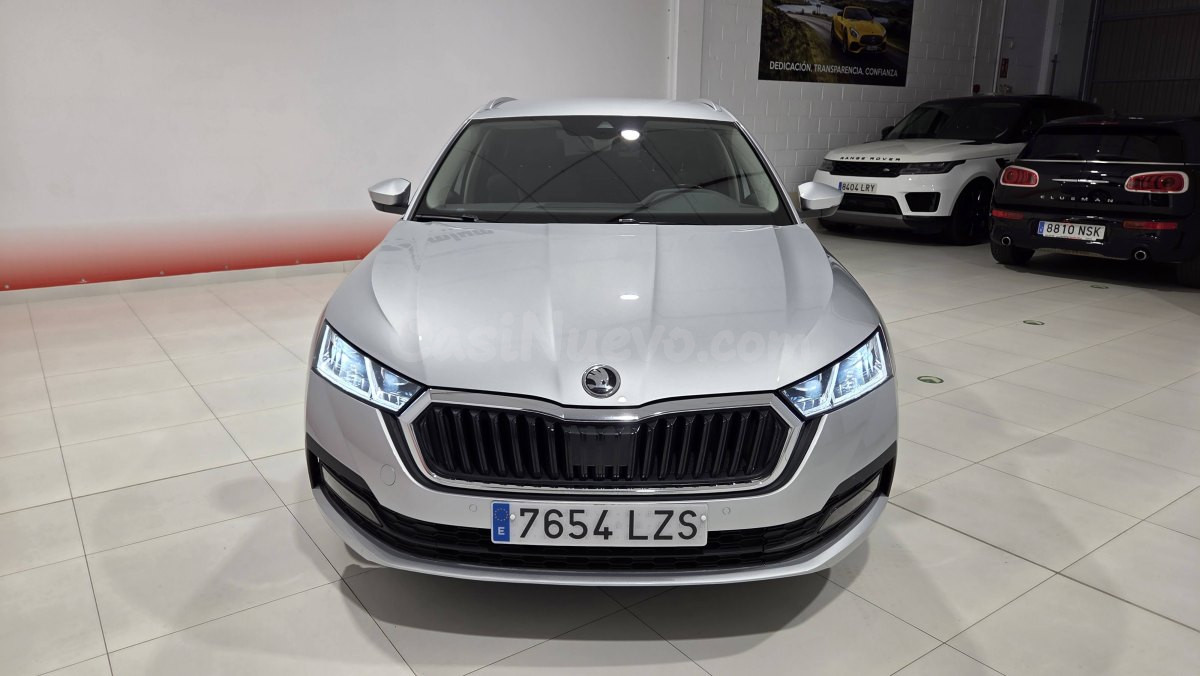 Skoda Octavia 2.0 AMT Ambition 2022 - Torrejón de Ardoz - foto 4
