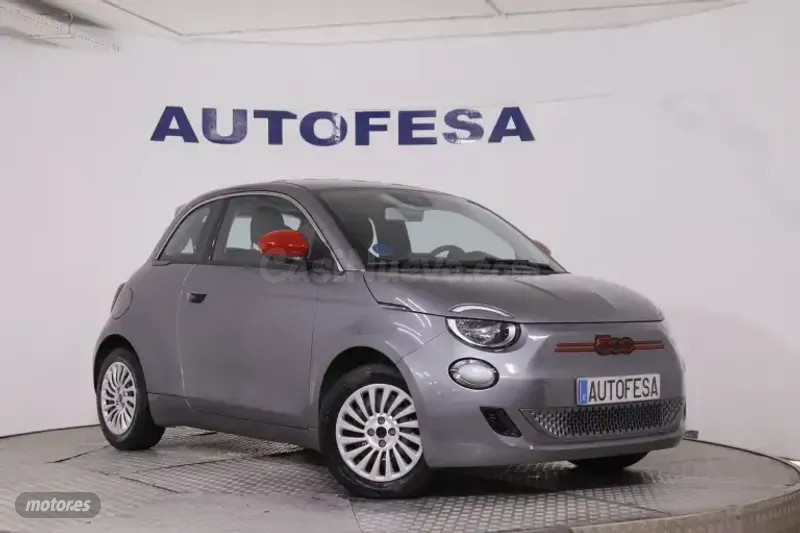 Fiat 500 eléctrico en Alpedrete - Ocasión con tecnología avanzada - foto 3
