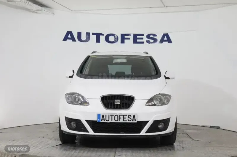 Seat Altea XL 2014 en Alpedrete - Oferta especial - foto 2