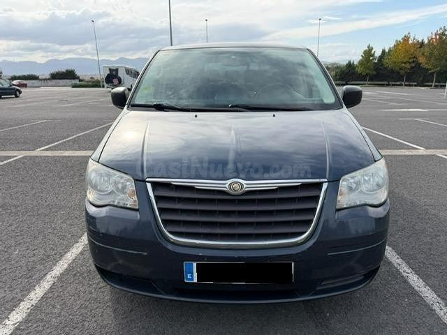 Chrysler GRAN VOYAGUER 2.8 CRDI 163 AUTO. - foto 2