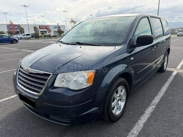 Chrysler GRAN VOYAGUER 2.8 CRDI 163 AUTO. - foto 3