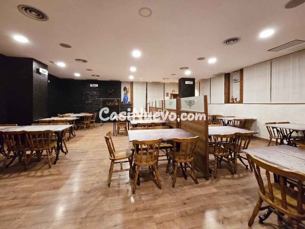 ¡OPORTUNIDAD ÚNICA! Pack  en Venta: Restaurante de 220 m2 + Centro de Estética  100 m2